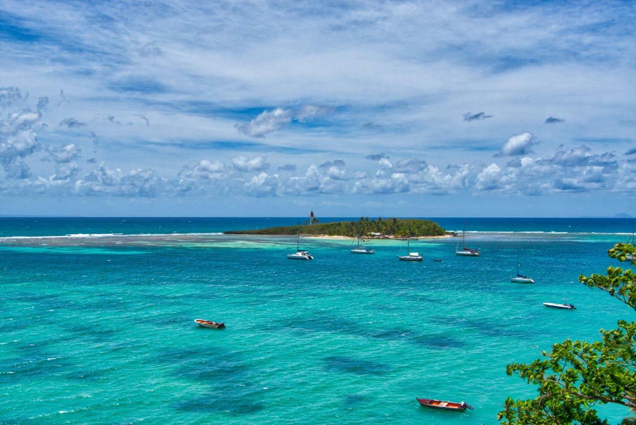 Appartement Les Grenadines à Le Gosier  Extérieur photo